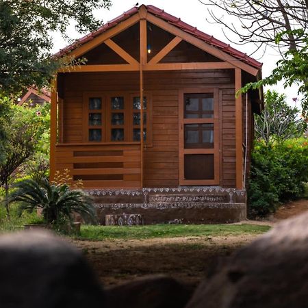 Leo Wooden Resorts Hampi Εξωτερικό φωτογραφία